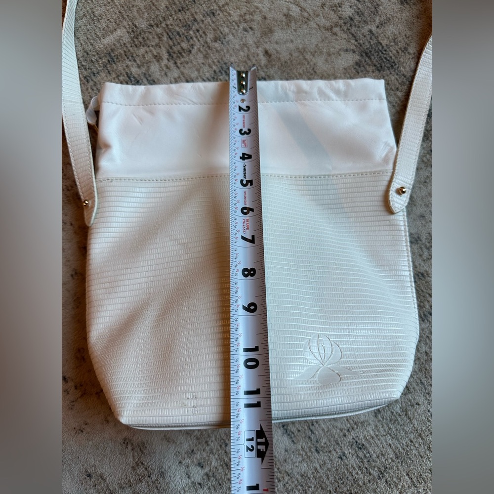 Sisley Travel Cosmetic Bag White‎ - Picture 8 of 10